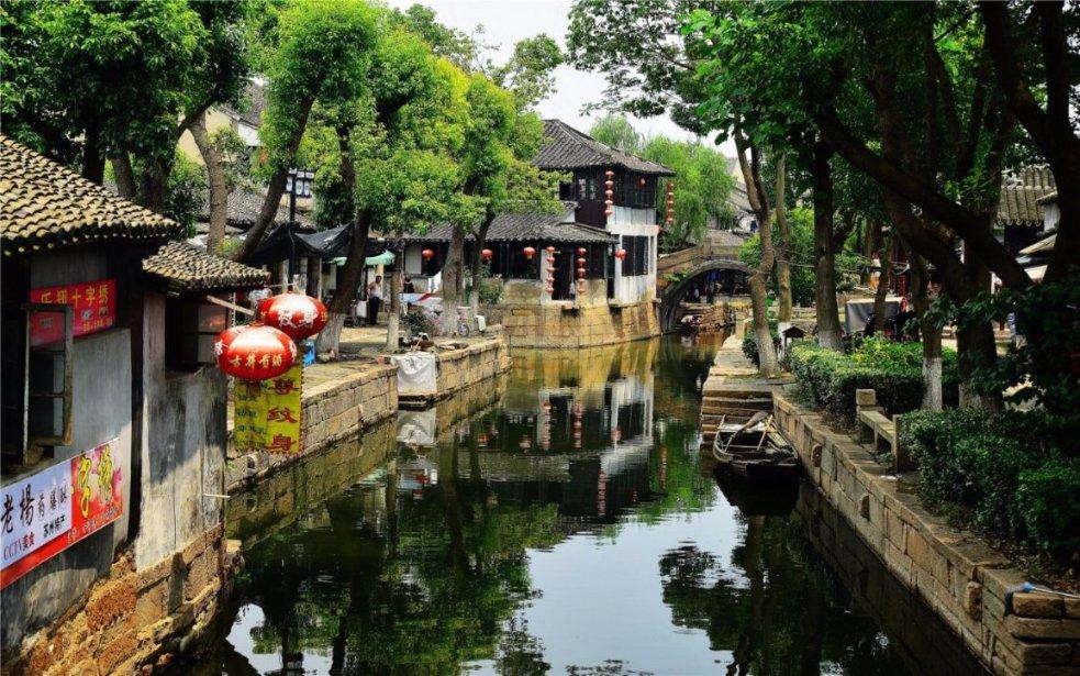 发现女性优先车厢里,男性应不应该给女性让座?- 专注于探索女性优先车厢里,男性应不应该给女性让座?的红迪网平台